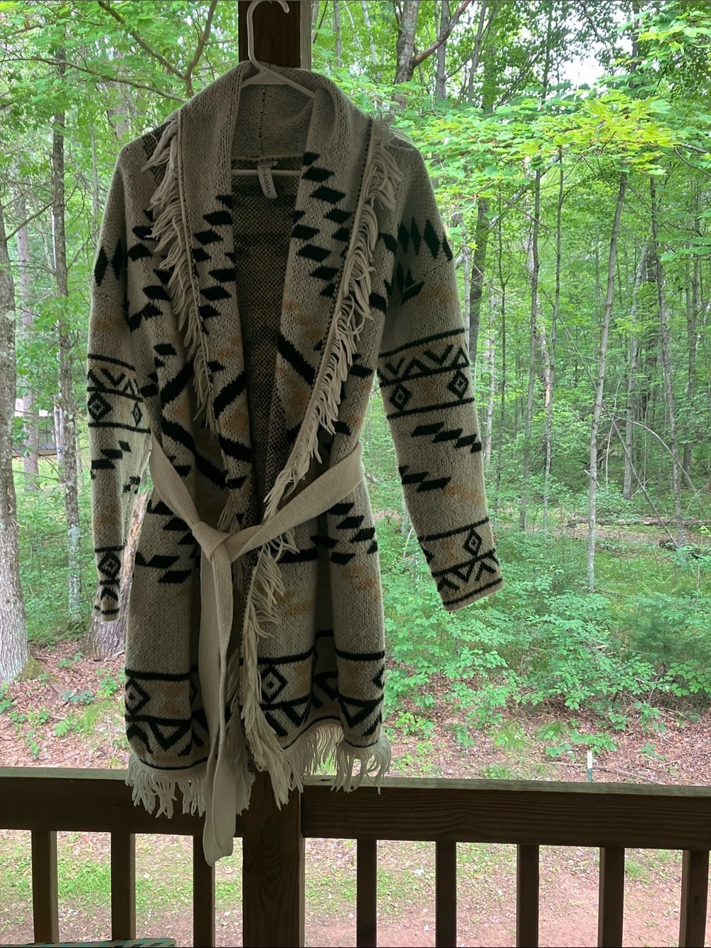 Grace + Karma Women’s L Aztec inspired Open Cardigan white/tan& black w/tie belt